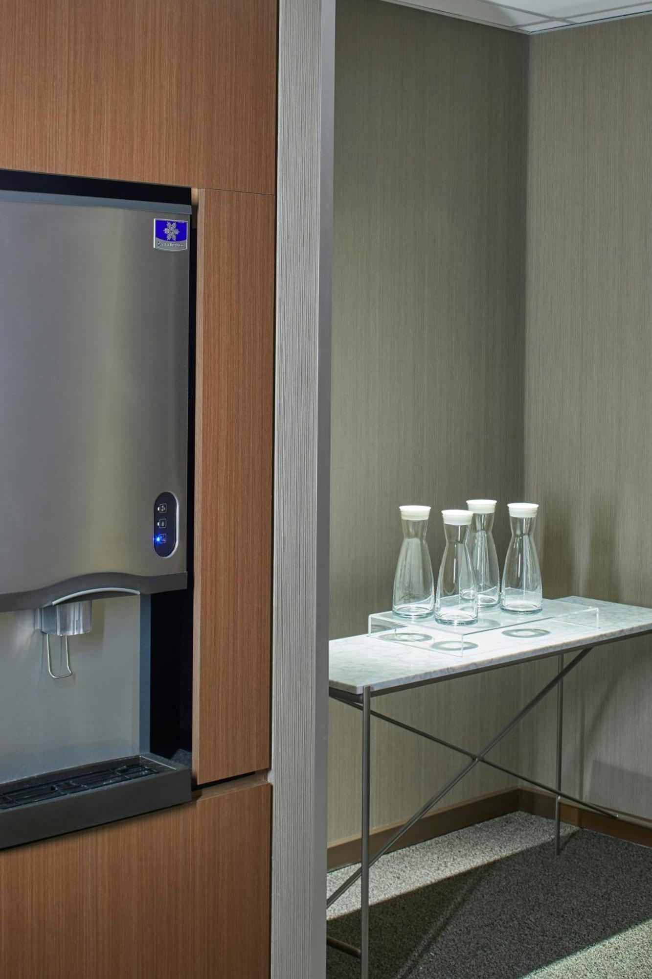 Ac By Marriott Atlanta Airport Gateway 4*