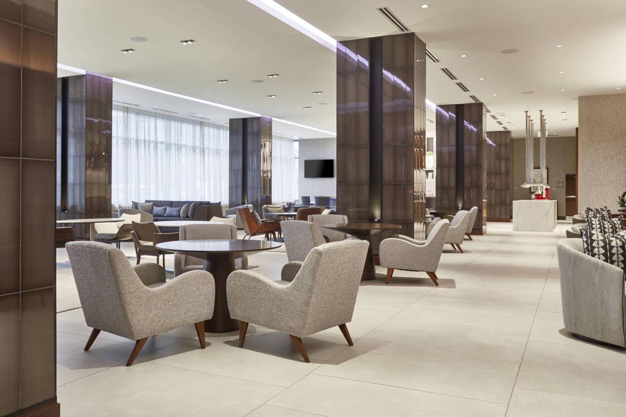 Ac By Marriott Atlanta Airport Gateway Hotel 4*