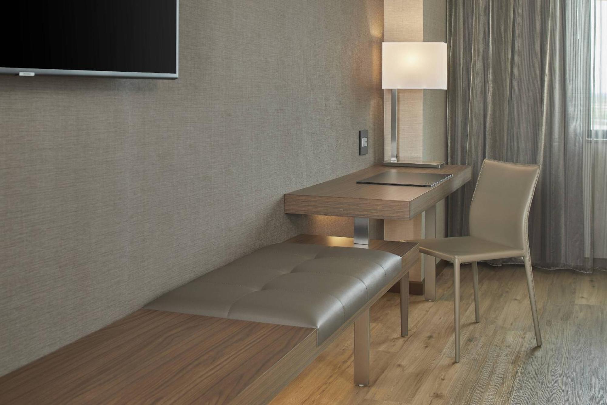 Ac By Marriott Atlanta Airport Gateway 4*